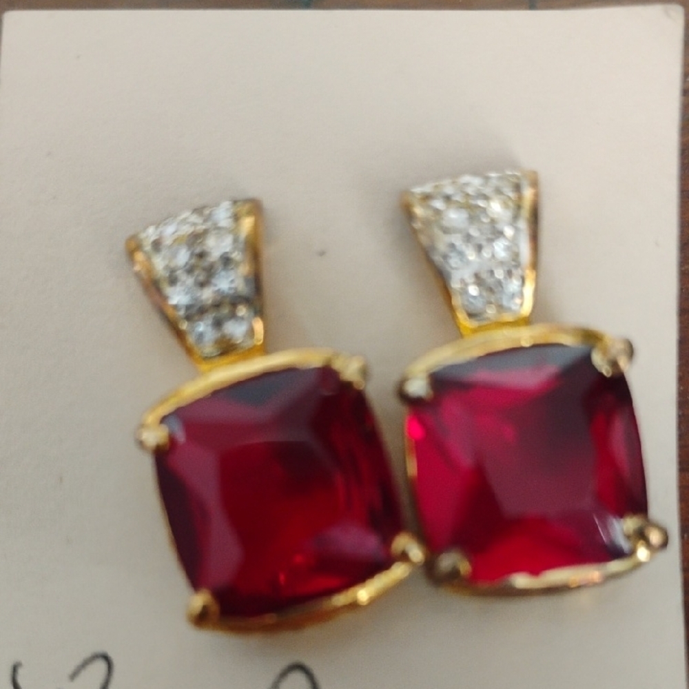 Elegant Gold and Red Earrings